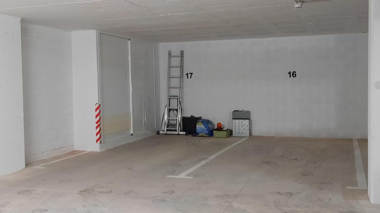 Parking, Ubicacion Y Confort Tarifa Bagian luar foto