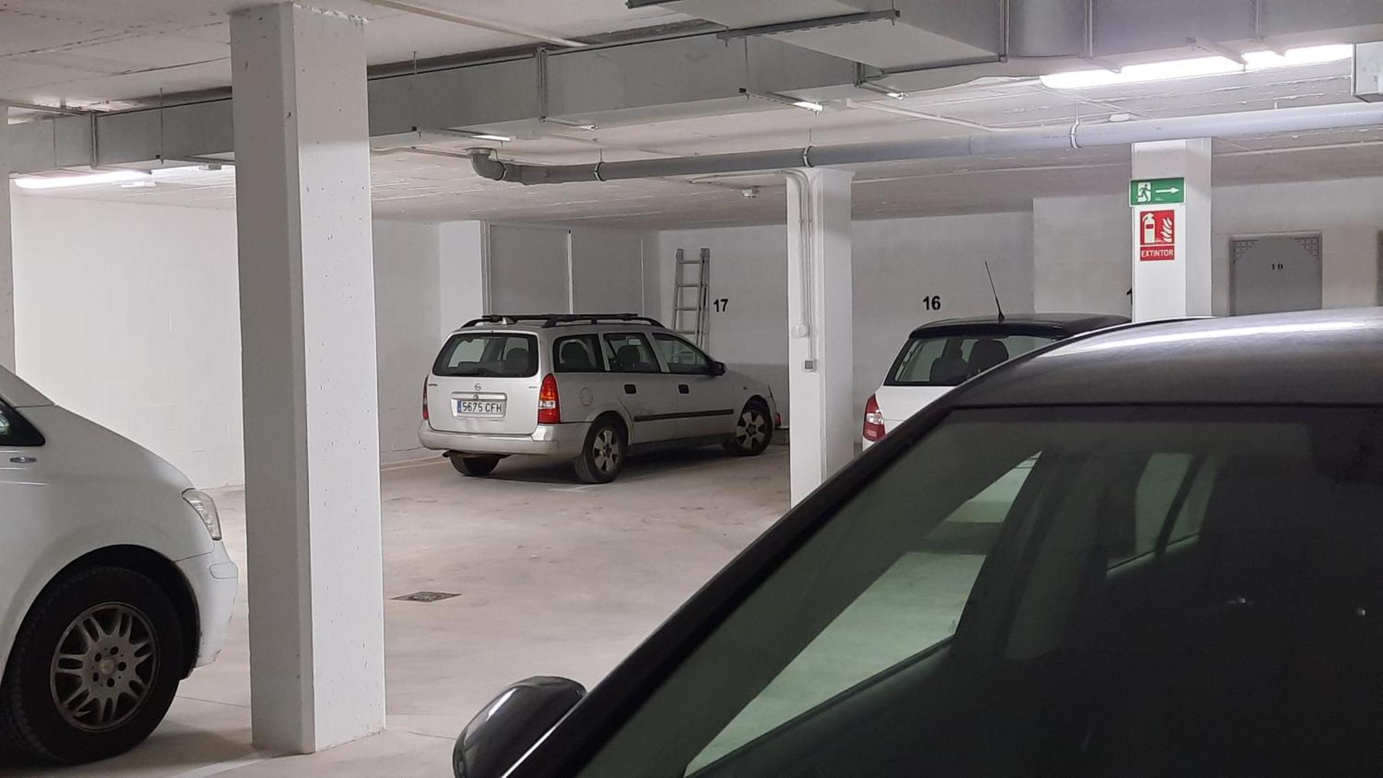 Parking, Ubicacion Y Confort Tarifa Bagian luar foto